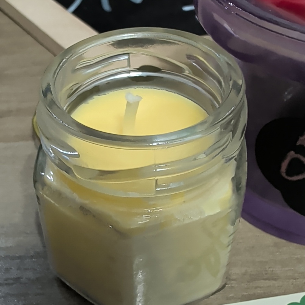 Beautiful Day And Gold Dust Soy Beeswax Candle Bundle - Picture 3 of 9